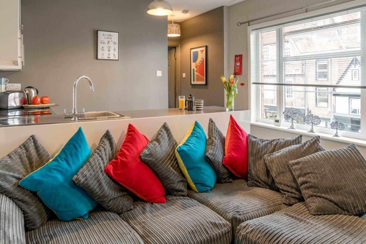 The Exchange Apartments With Permit Parking 图克斯伯里 外观 照片